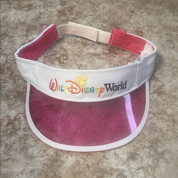 Walt Disneyworld Visor - Picture 1 of 3